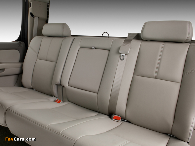 Photos of GMC Sierra 3500 HD Crew Cab 2006–10 (640 x 480)