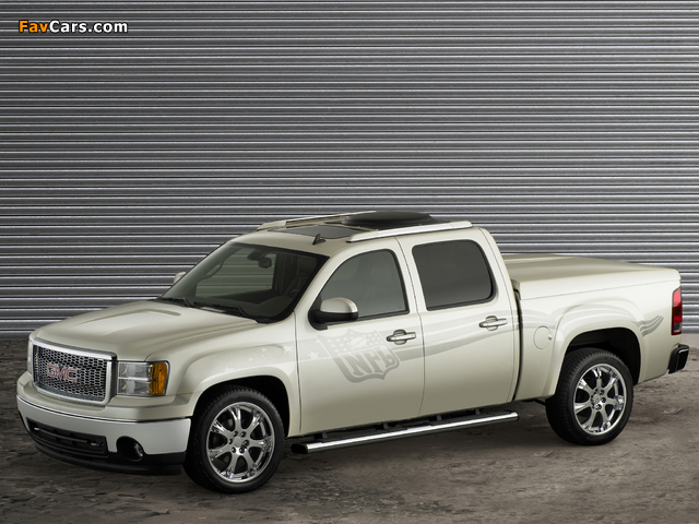 Photos of GMC Sierra NFL Crew Cab Concept 2006 (640 x 480)