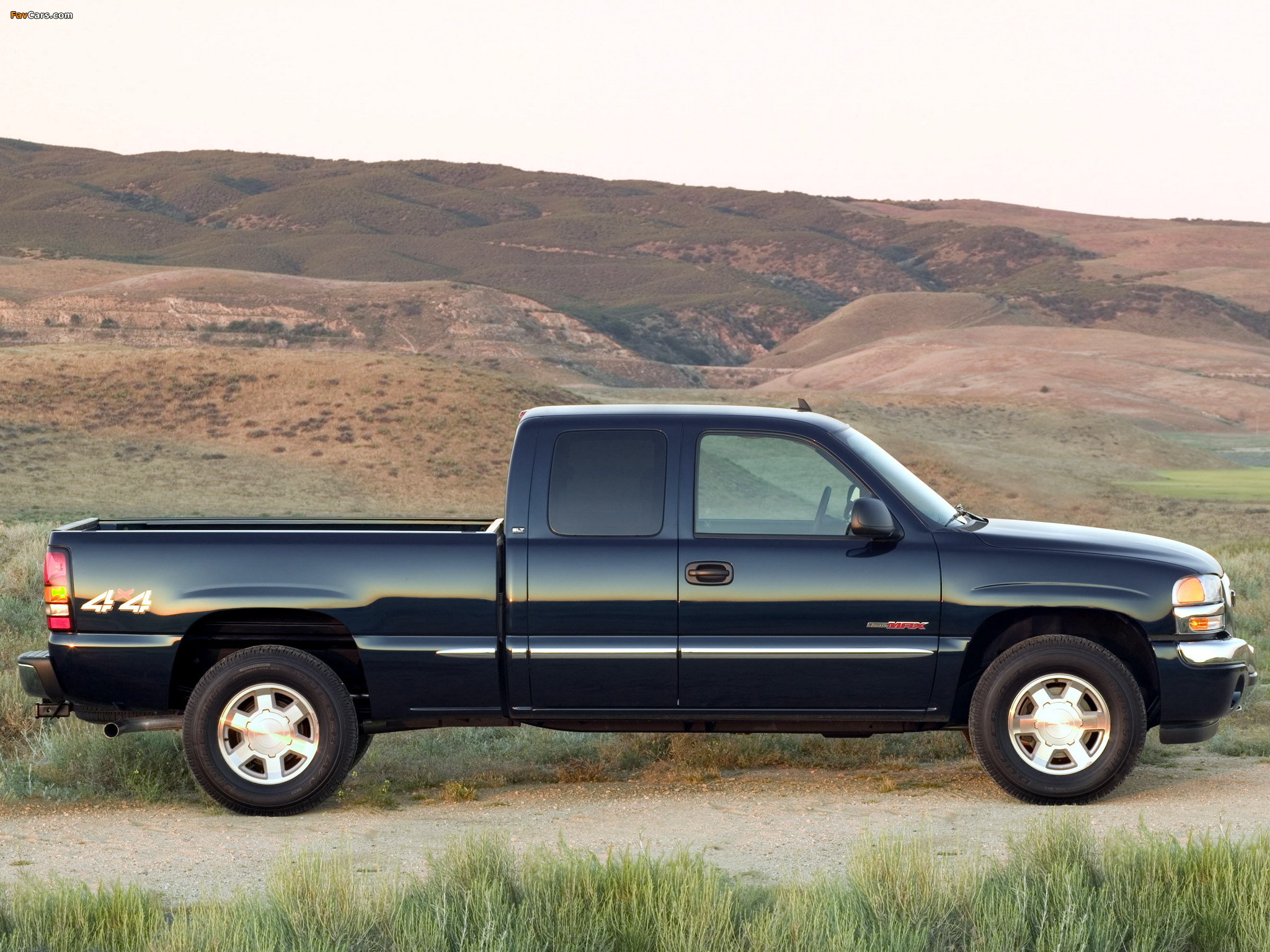 Pictures of GMC Sierra Extended Cab 2002–06 (2048 x 1536)
