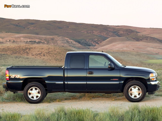 Pictures of GMC Sierra Extended Cab 2002–06 (640 x 480)