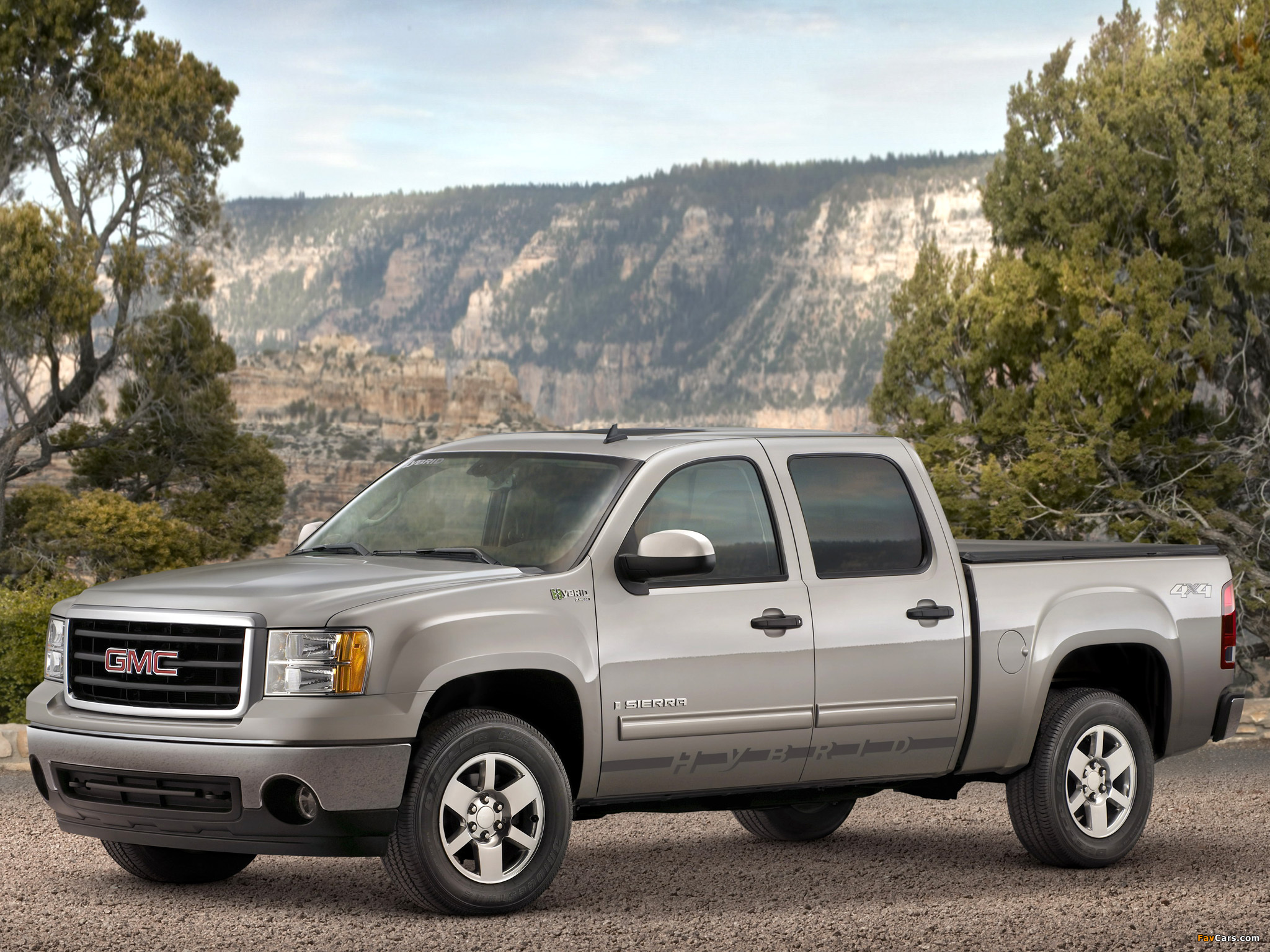 Pictures of GMC Sierra Hybrid Crew Cab 2008–13 (2048 x 1536)