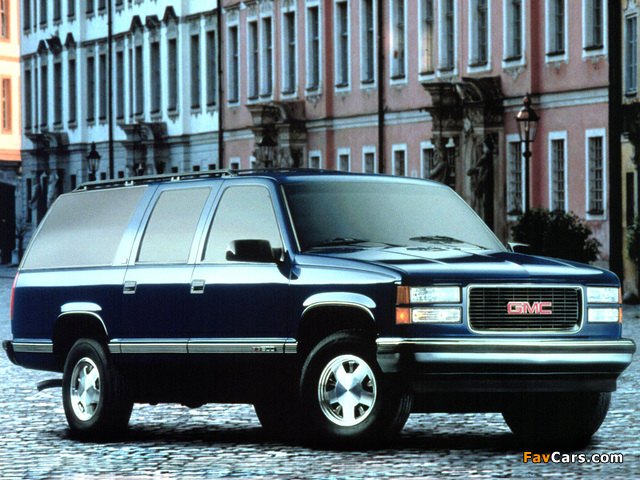 Pictures of GMC Suburban 1994–99 (640 x 480)