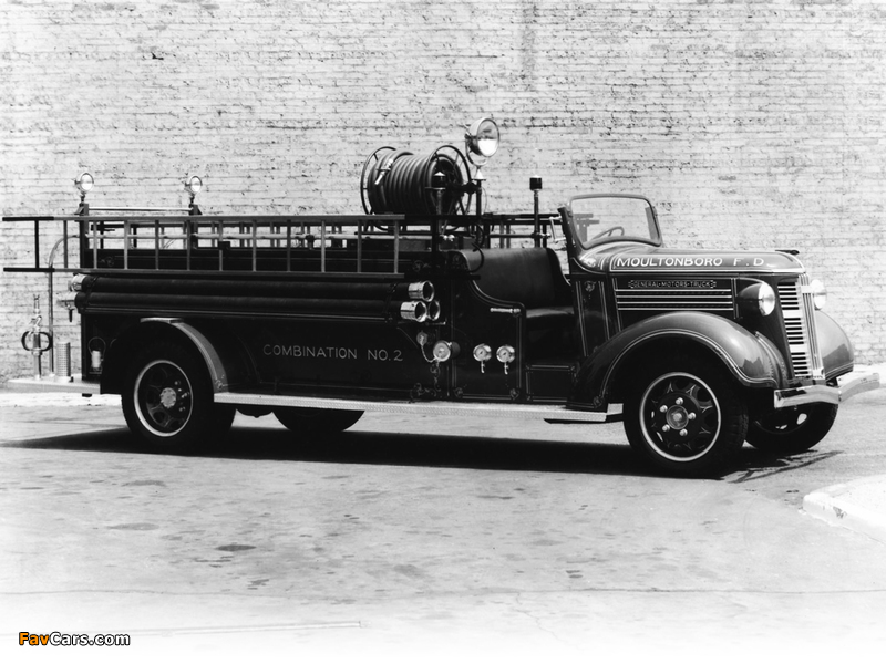 GMC T18 Firetruck 1937 wallpapers (800 x 600)