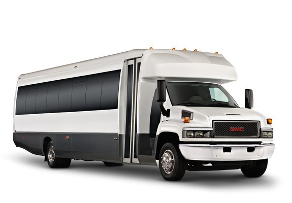 GMC TopKick C5500 Camper 2010 wallpapers