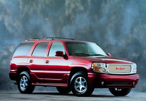 GMC Yukon Denali 2001–06 pictures