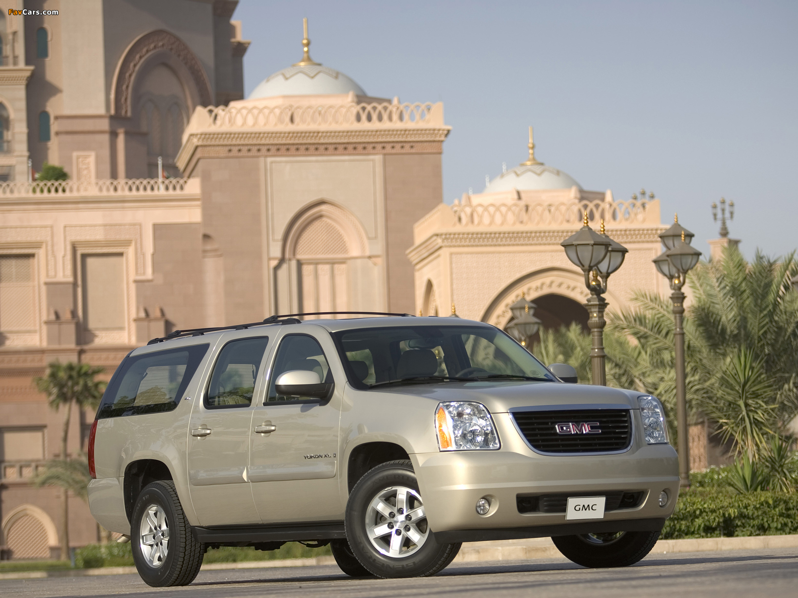 GMC Yukon XL 2006–14 pictures (1600 x 1200)