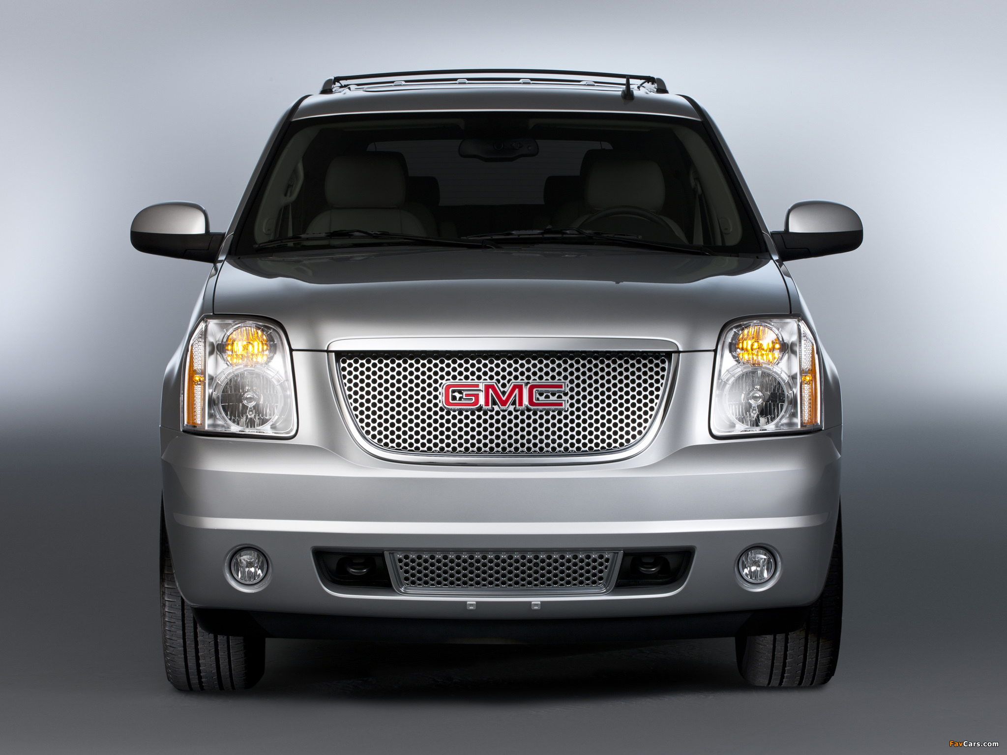 Images of GMC Yukon Denali FlexFuel 2011–14 (2048 x 1536)