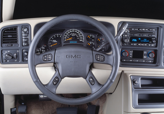 Photos of GMC Yukon XL 2000–06