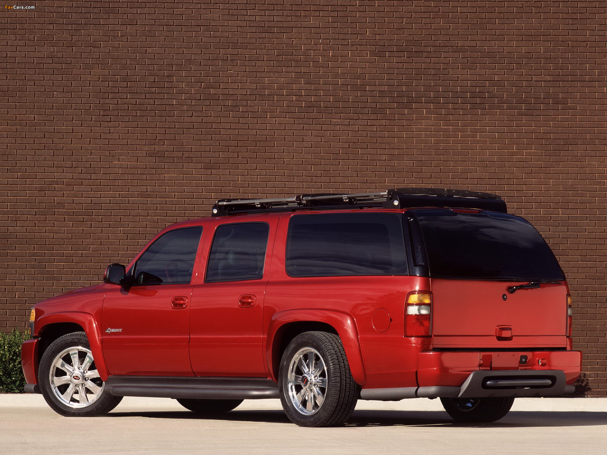 Pictures of GMC Yukon 4Sight Concept 2001 (2048 x 1536)