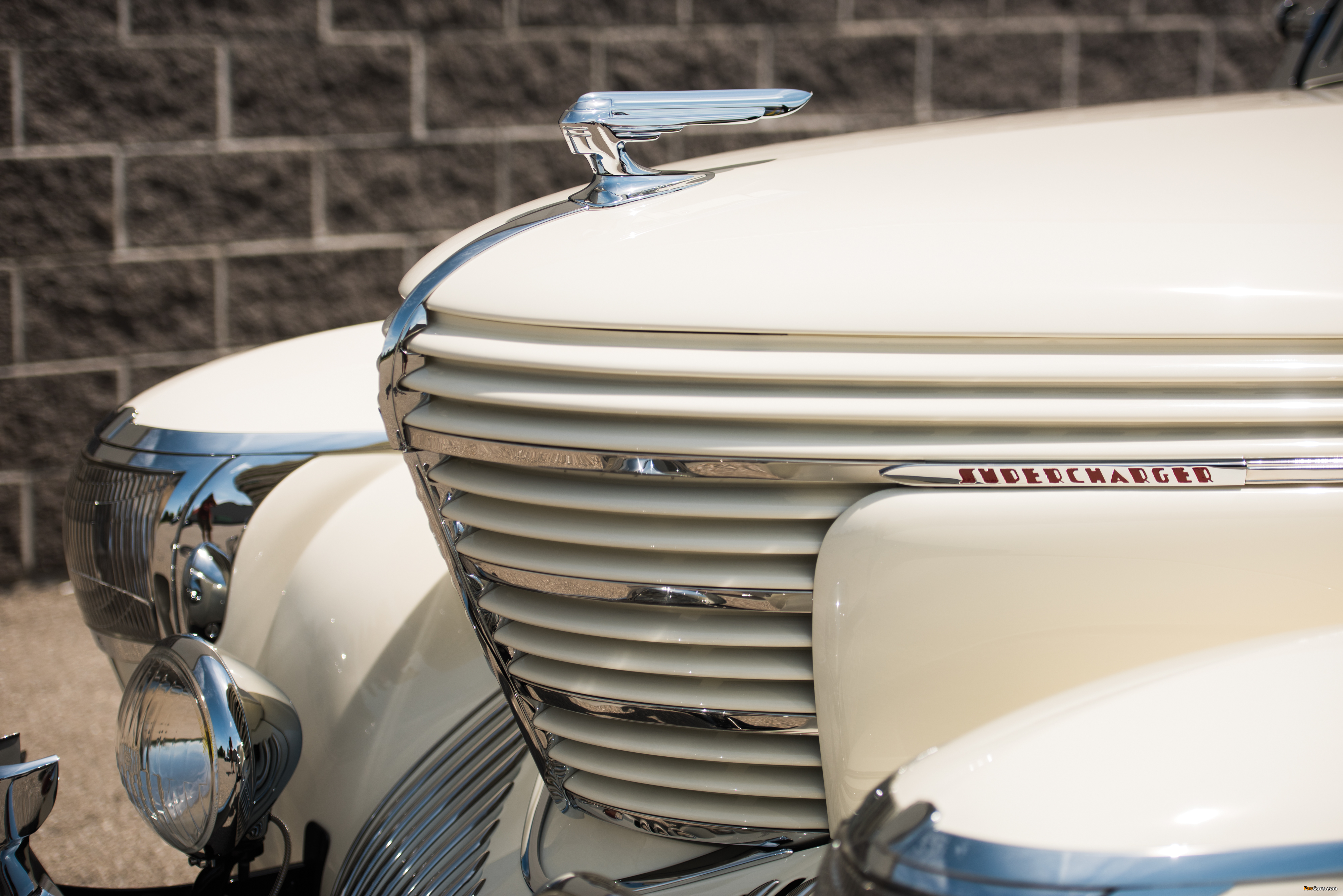 Graham-Paige Model 97 Supercharged Cabriolet by Saoutchik (#141747) 1938 pictures (4000 x 2670)