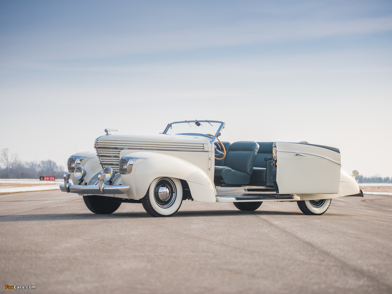 Graham-Paige Model 97 Supercharged Cabriolet by Saoutchik (#141747) 1938 wallpapers (1280 x 960)