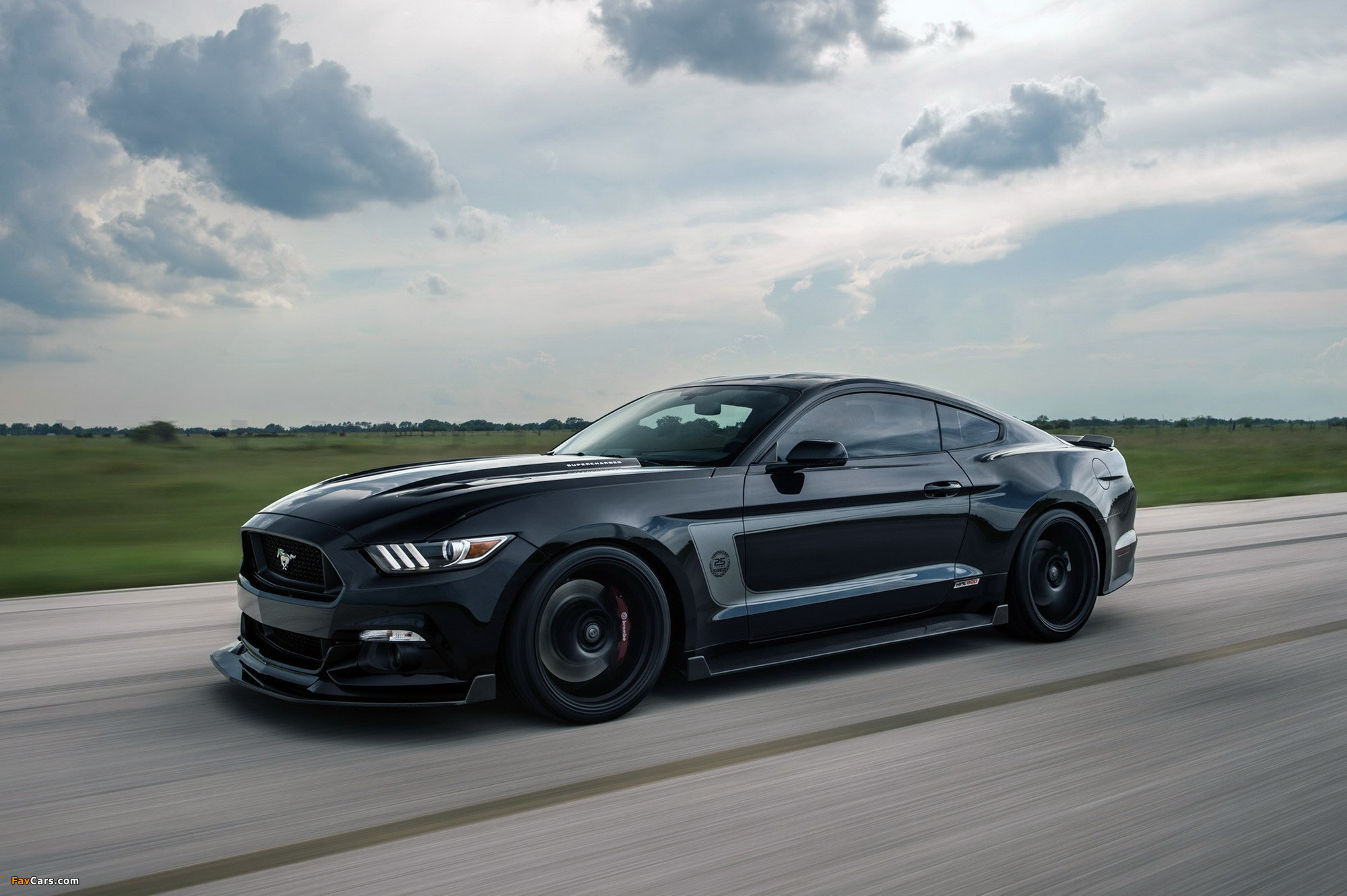 Photos of Hennessey Mustang GT HPE700 Supercharged 2015 (2000 x 1331)