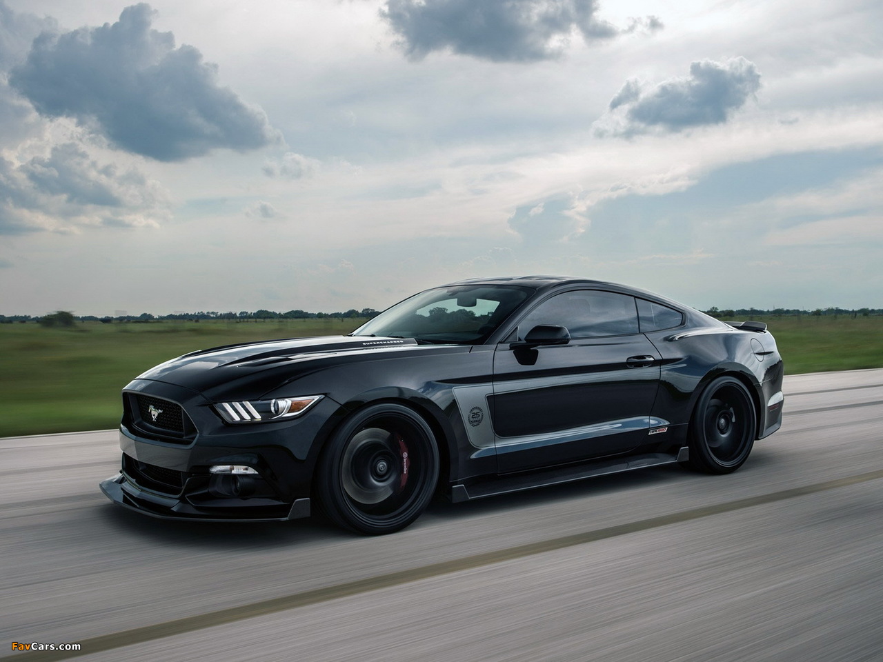 Photos of Hennessey Mustang GT HPE700 Supercharged 2015 (1280 x 960)