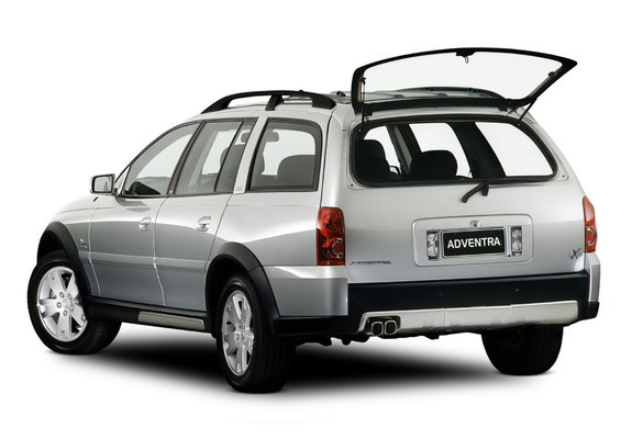Images of Holden VZ Adventra LX8 2005–07