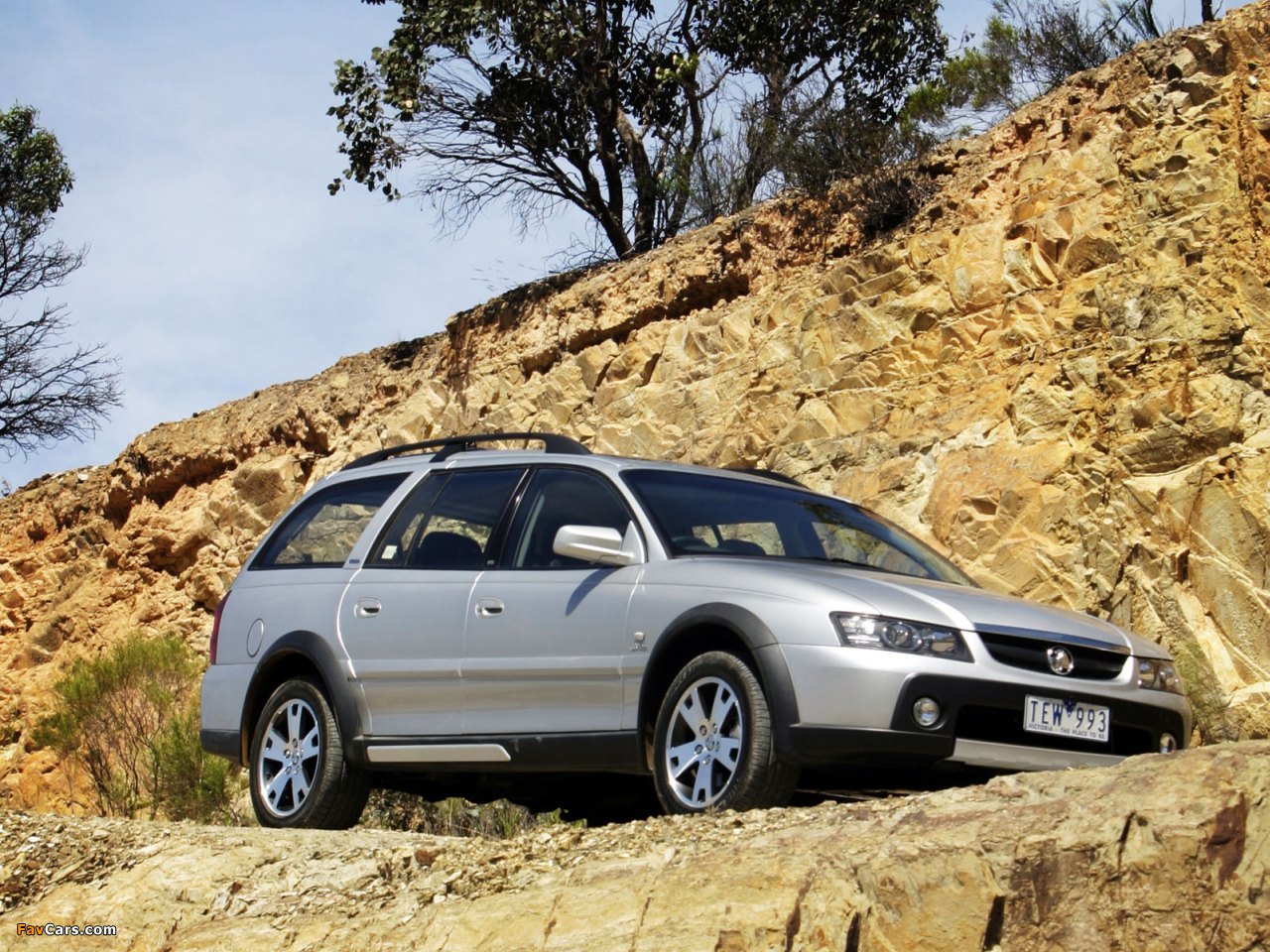 Holden VZ Adventra LX6 2005–07 wallpapers (1280 x 960)