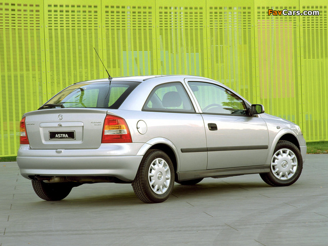 Holden Astra 3-door (TS) 1998–2004 photos (640 x 480)