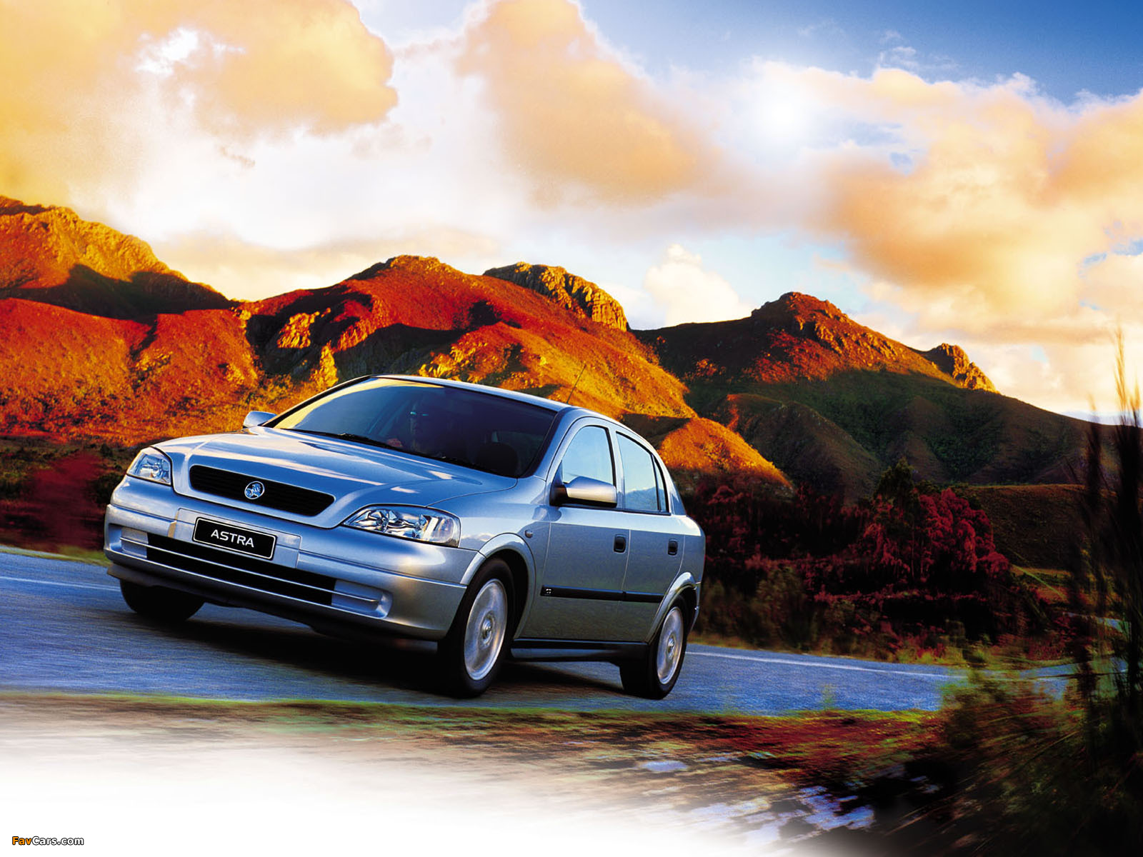 Holden TS Astra 5-door 1998–2004 wallpapers (1600 x 1200)