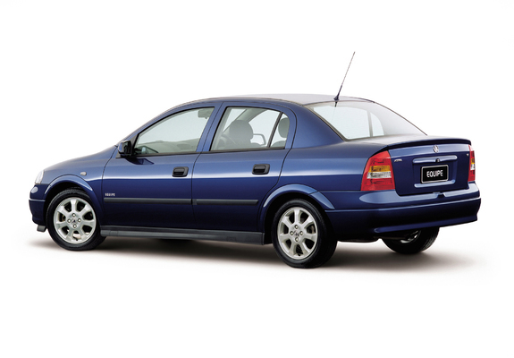 Holden TS Astra Sedan 1999–2004 pictures