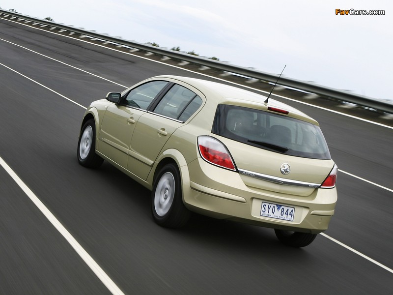 Holden AH Astra 5-door 2005 photos (800 x 600)