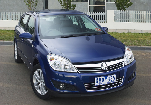 Holden AH Astra 5-door 2005 pictures