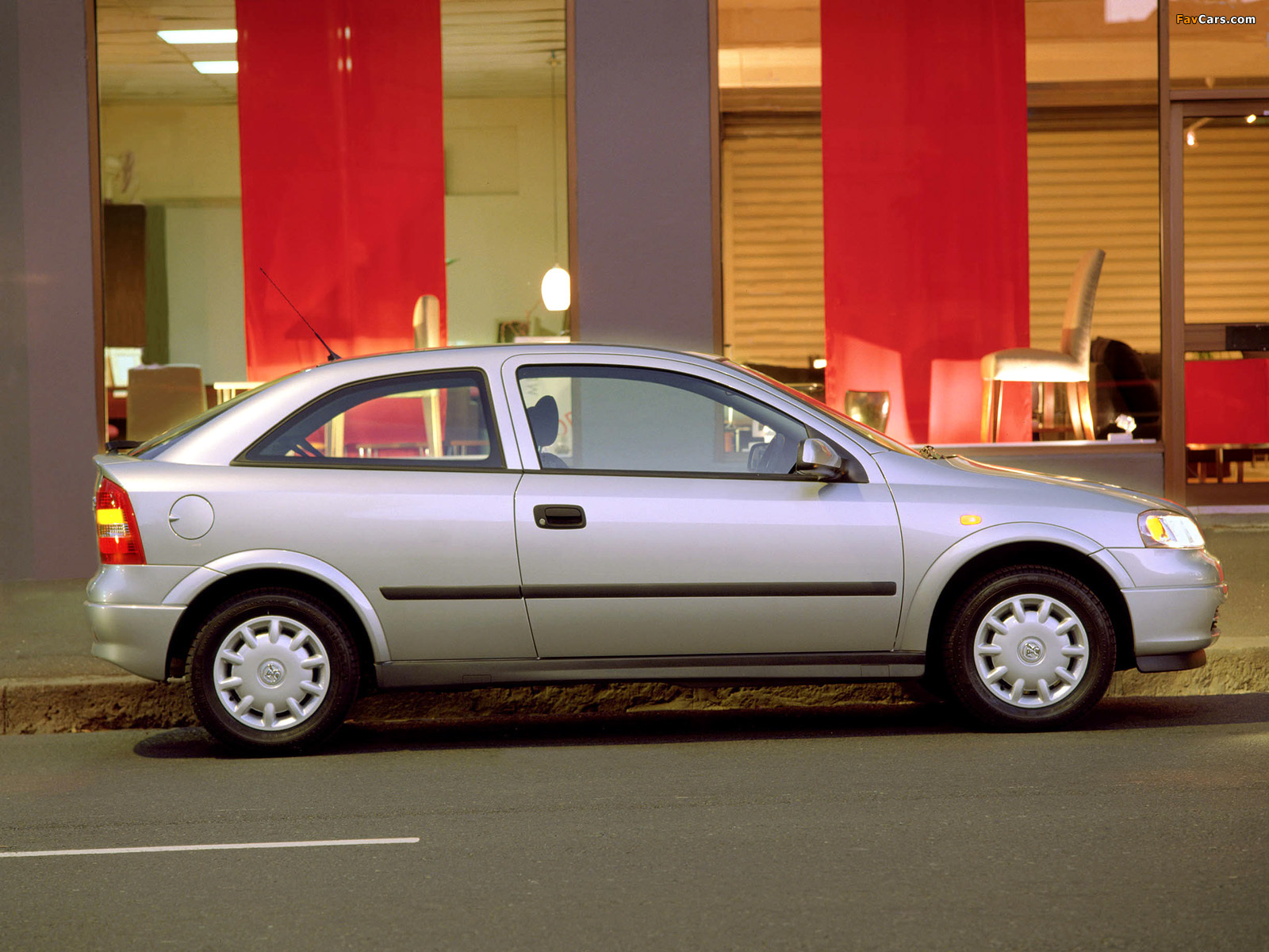 Images of Holden Astra 3-door (TS) 1998–2004 (1600 x 1200)