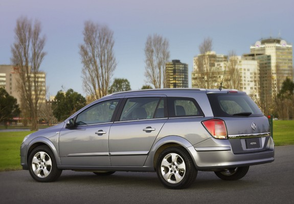 Images of Holden AH Astra Wagon 2005