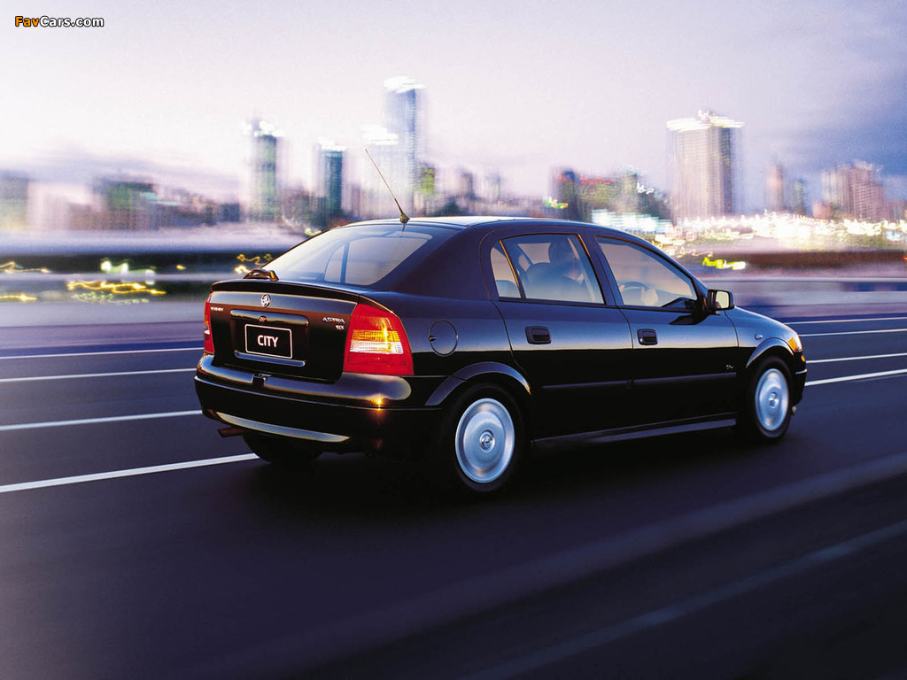 Photos of Holden TS Astra 5-door 1998–2004 (1024 x 768)