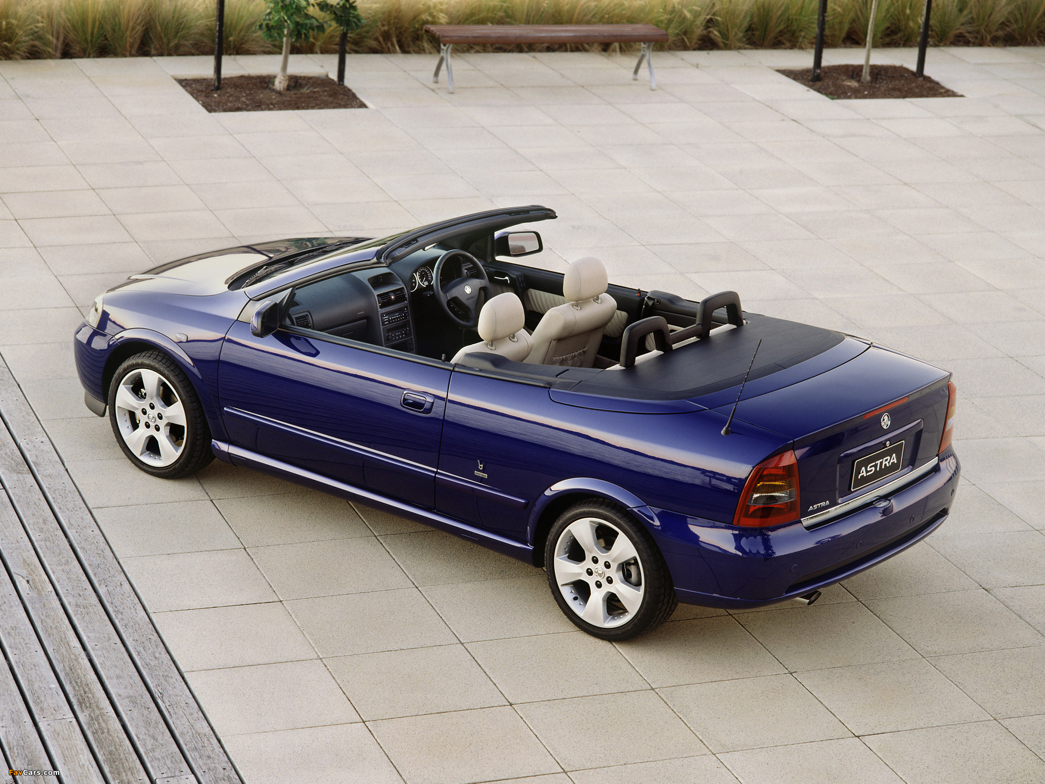 Photos of Holden TS Astra Convertible 2001–04 (2048 x 1536)