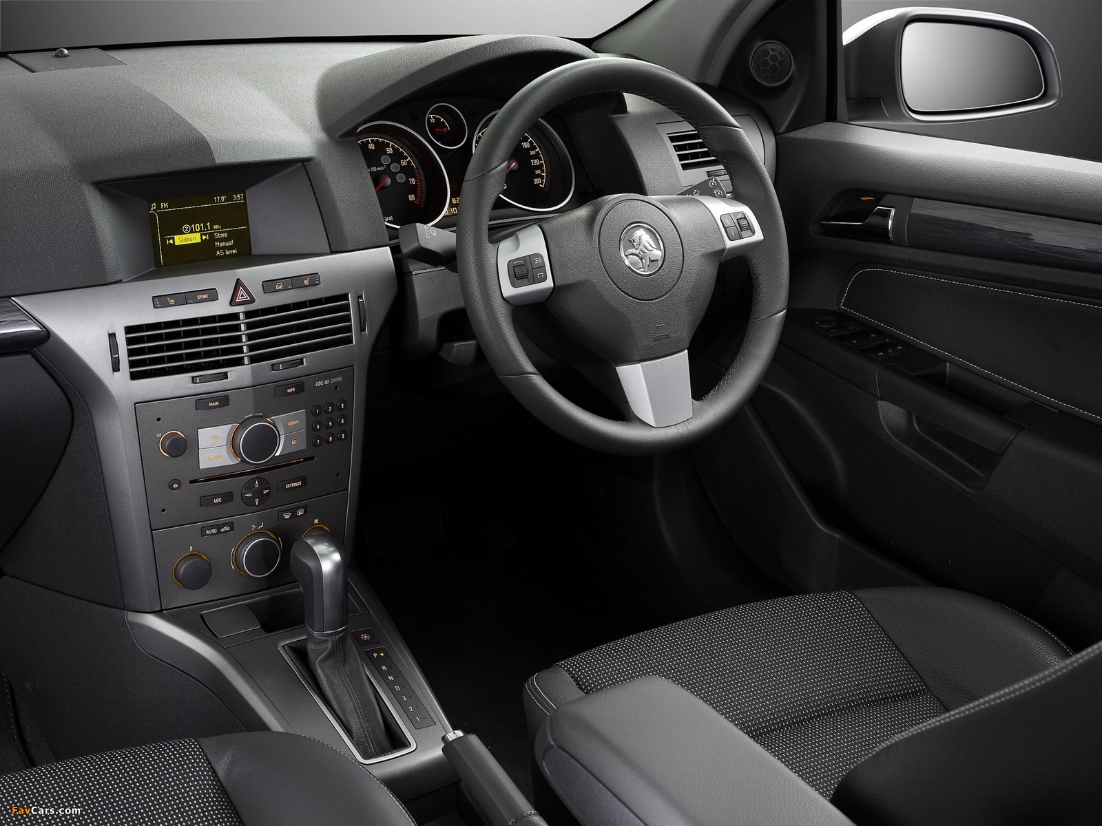 Holden AH Astra 5-door 2005 wallpapers (1600 x 1200)