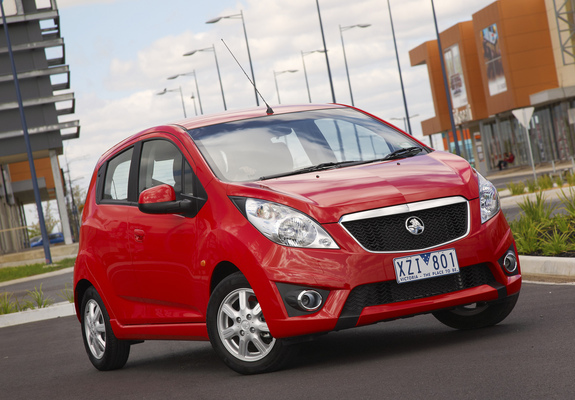 Holden Barina Spark (MJ) 2010–12 photos