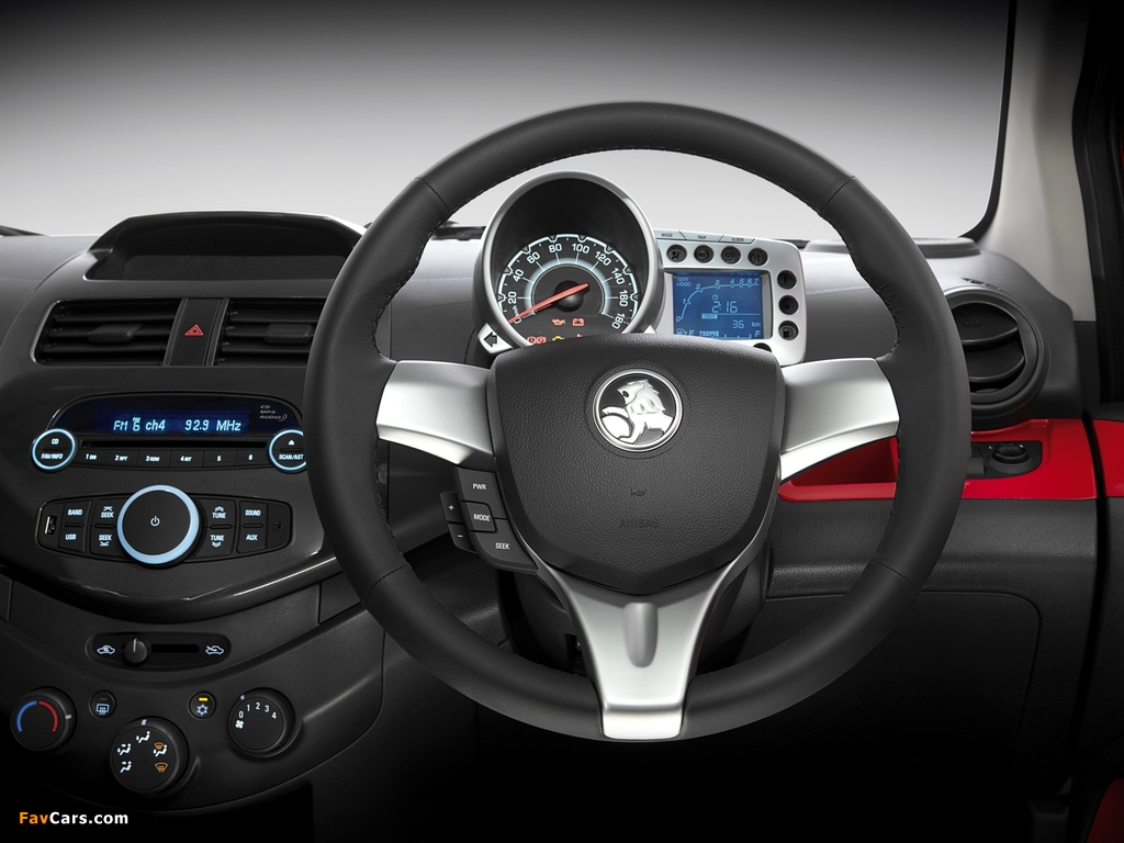 Holden Barina Spark (MJ) 2010–12 wallpapers (1024 x 768)