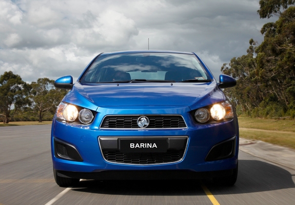 Holden Barina (TM) 2011 pictures