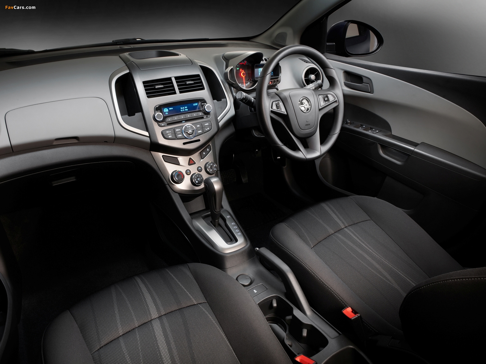 Holden Barina (TM) 2011 pictures (1600 x 1200)