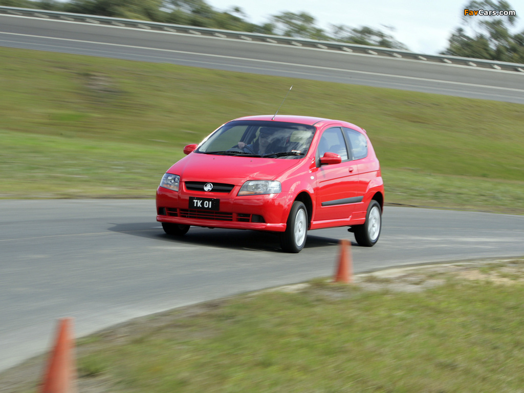 Images of Holden TK Barina 3-door (T200) 2005–08 (1024 x 768)