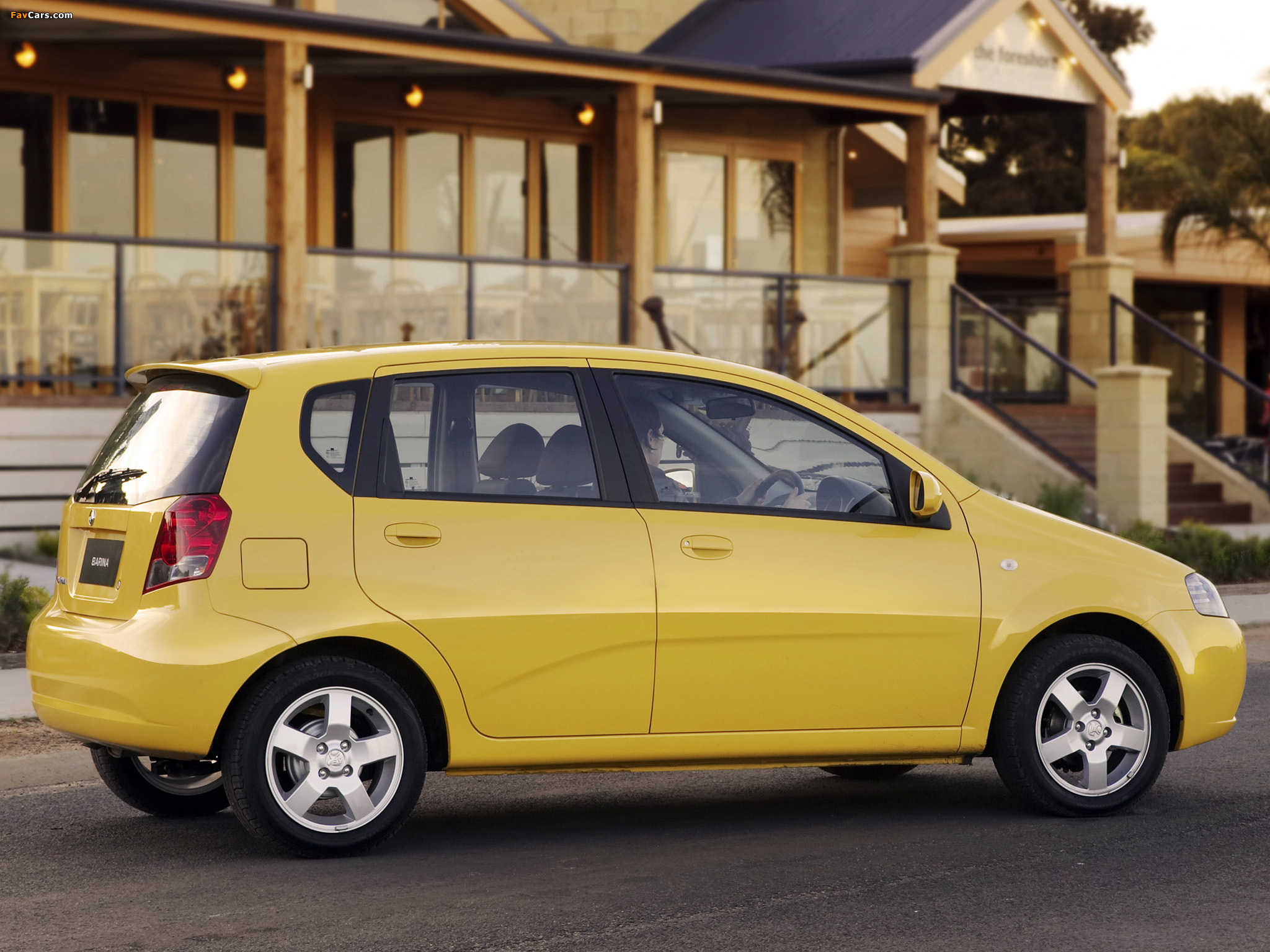 Images of Holden TK Barina 5-door (T200) 2005–08 (2048 x 1536)