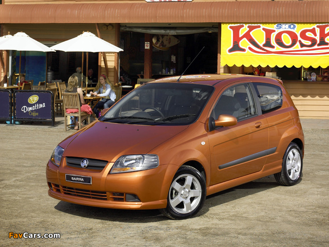 Images of Holden TK Barina 3-door (T200) 2005–08 (640 x 480)