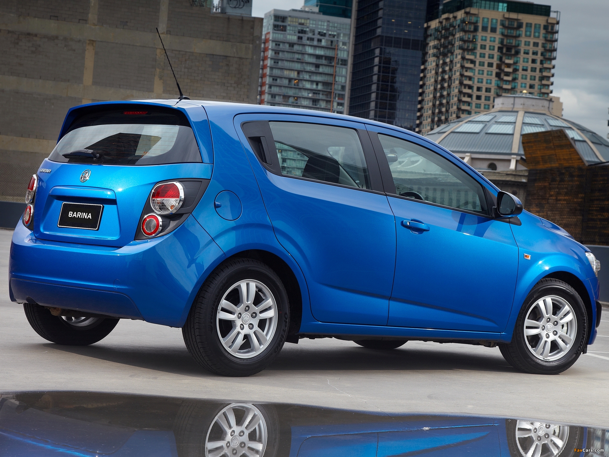 Photos of Holden Barina (TM) 2011 (2048 x 1536)