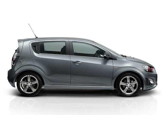 Pictures of Holden Barina RS (TM) 2013