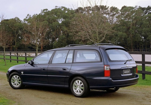 Holden VX Berlina Wagon 2000–02 photos