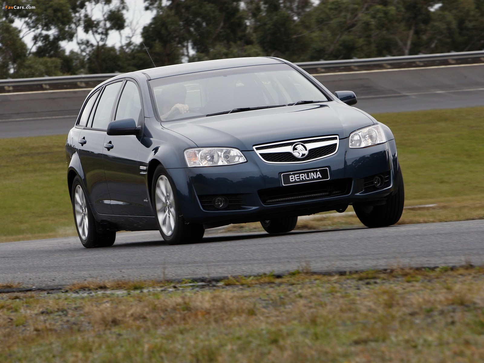 Holden VE Berlina Sportwagon 2010 images (1600 x 1200)