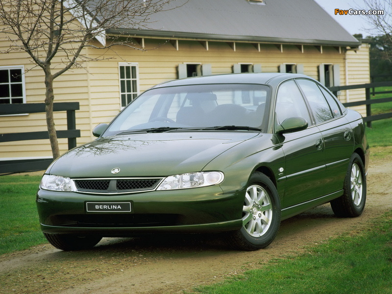 Photos of Holden VX Berlina 2000–02 (800 x 600)