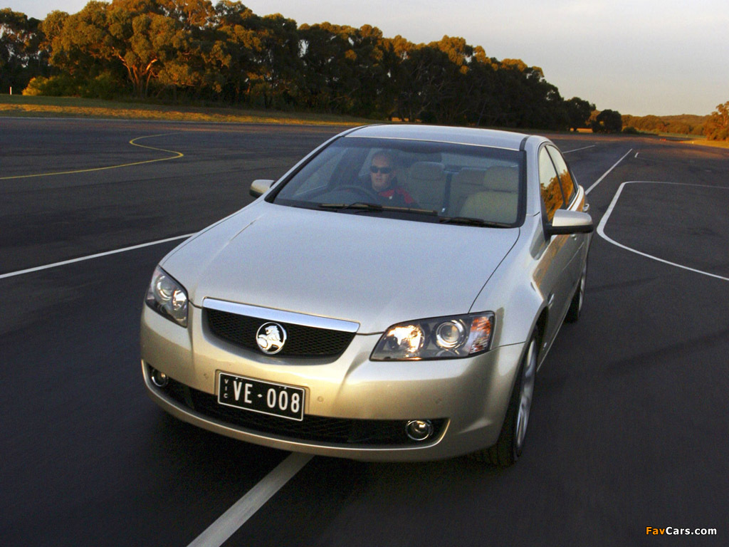 Holden VE Calais V 2006–10 pictures (1024 x 768)