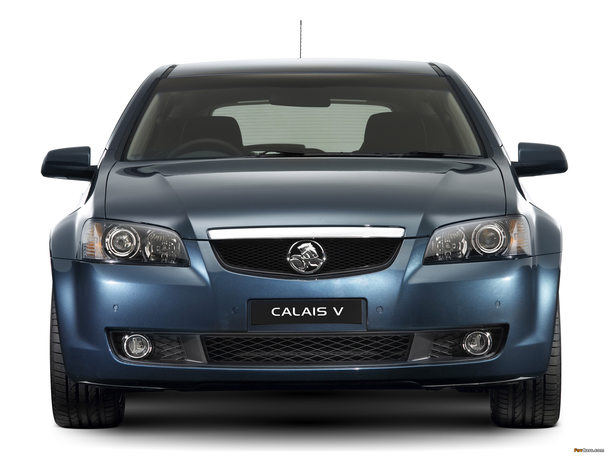 Holden VE Calais V Sportwagon 2008–10 pictures (2048 x 1536)