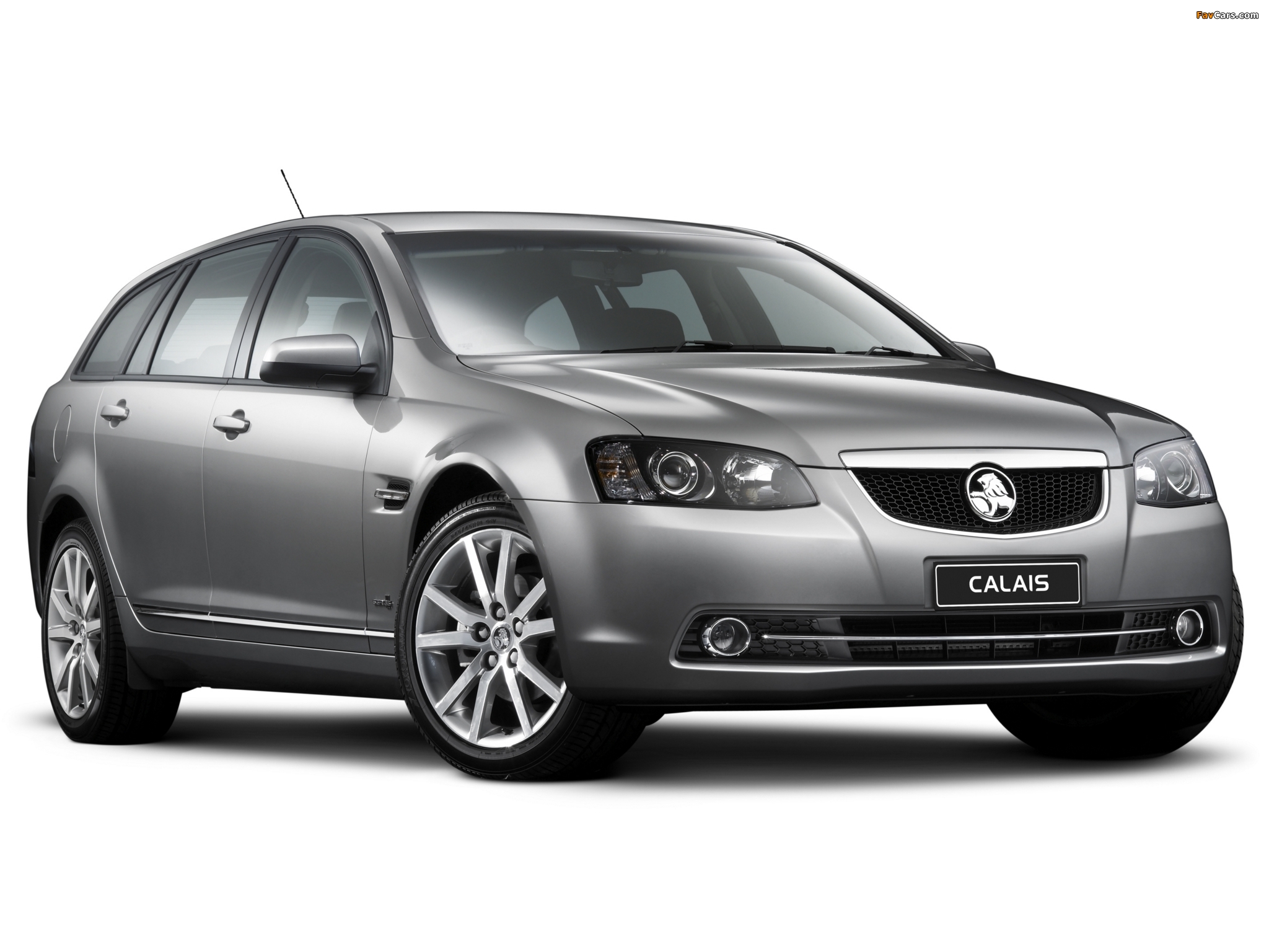 Holden VE Series II Calais Sportwagon 2010 photos (2048 x 1536)