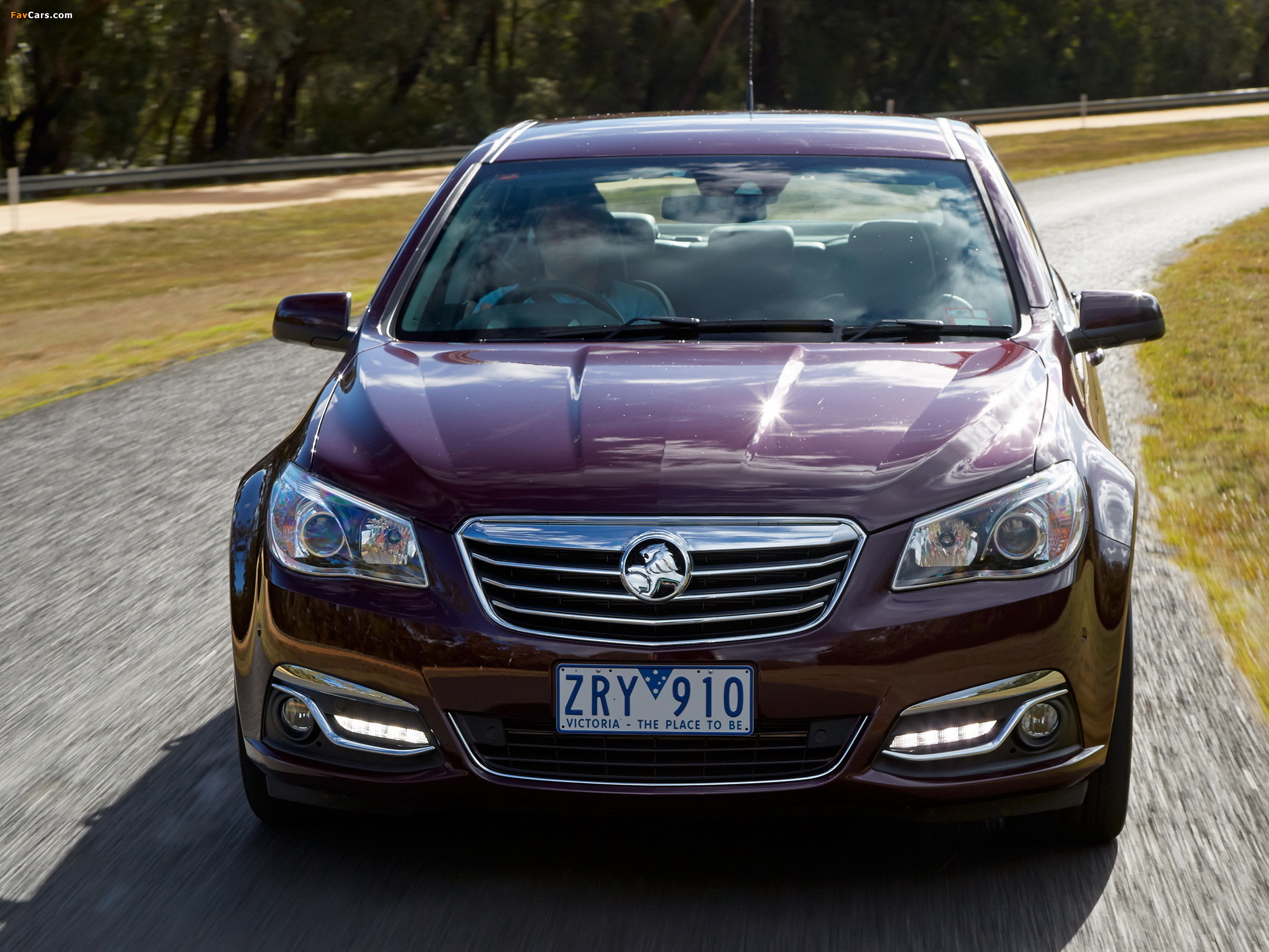 Holden Calais V (VF) 2013 photos (2048 x 1536)