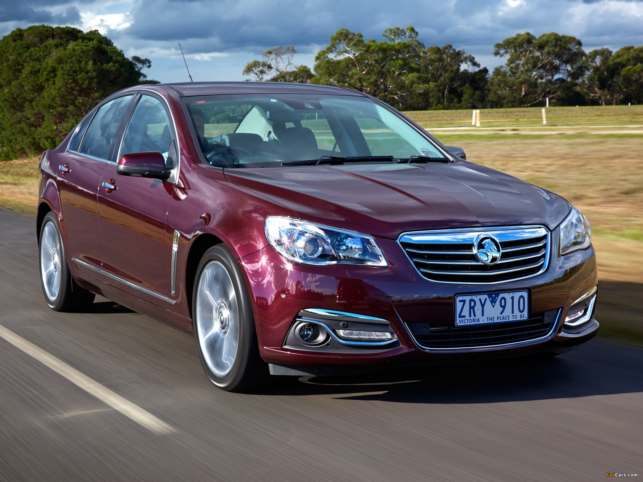 Holden Calais V (VF) 2013 pictures (2048 x 1536)