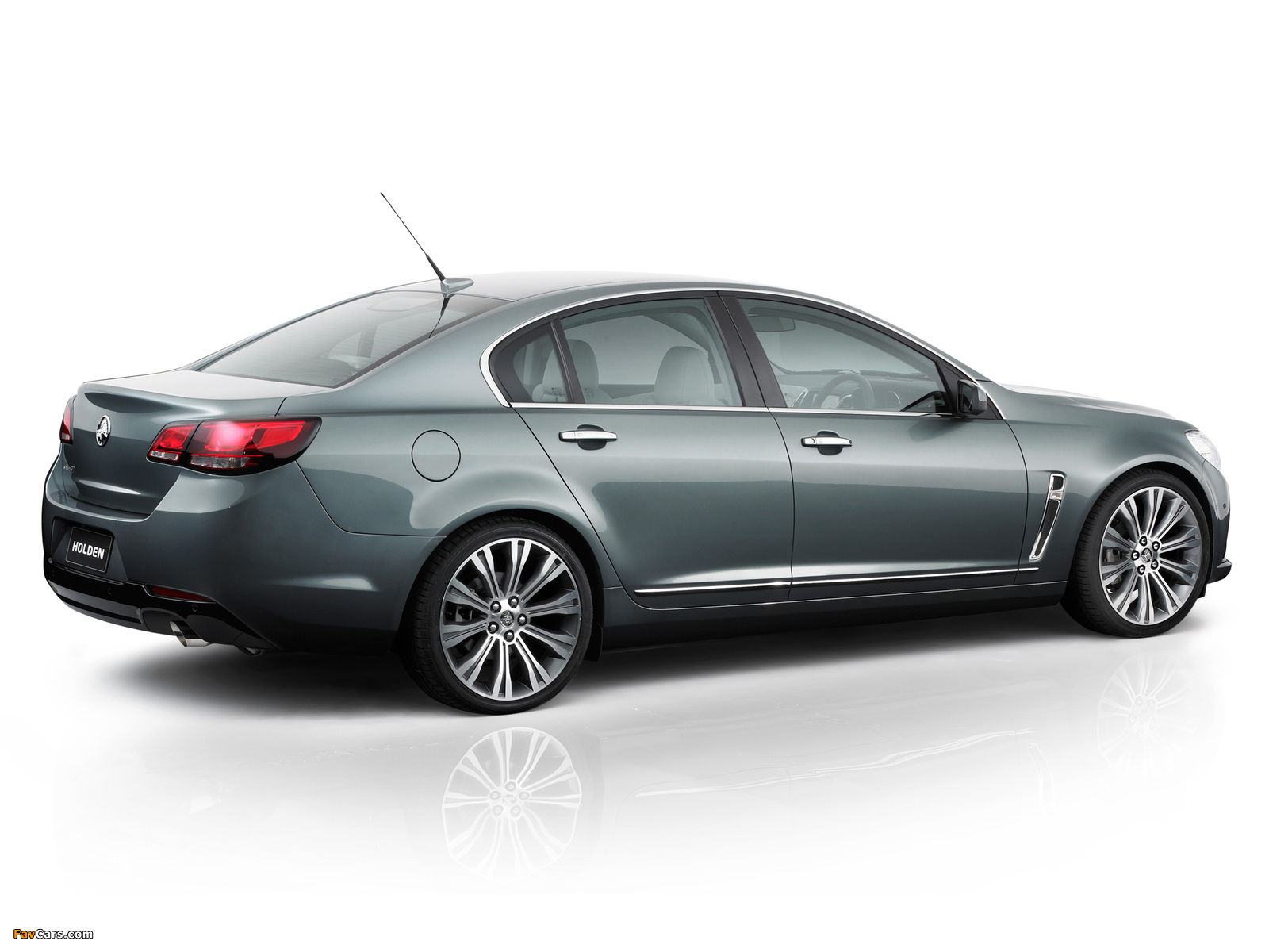 Holden Calais V (VF) 2013 wallpapers (1600 x 1200)