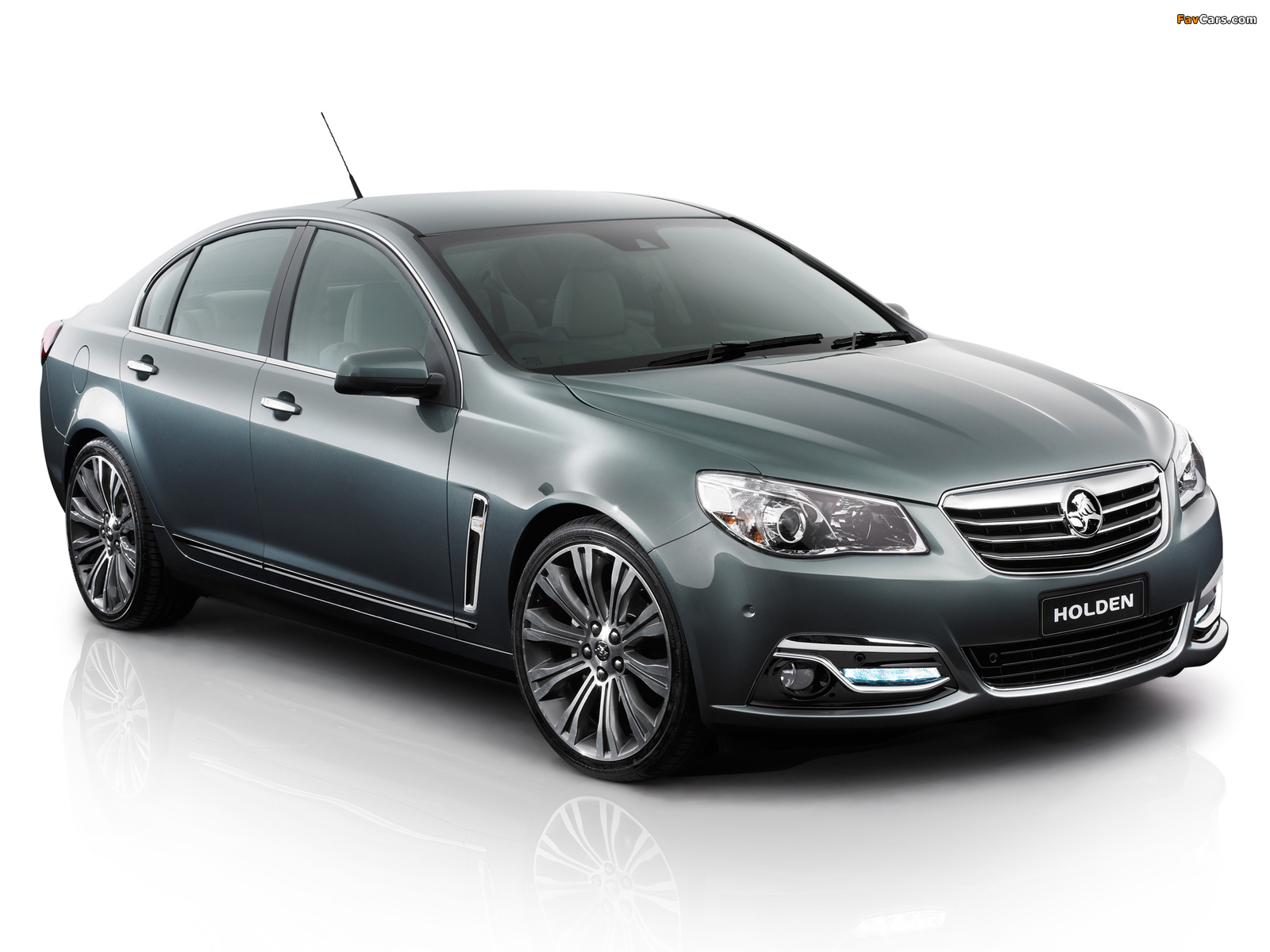 Holden Calais V (VF) 2013 wallpapers (1600 x 1200)