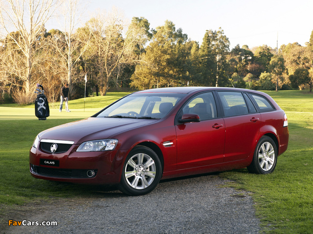 Photos of Holden VE Calais Sportwagon 2008–10 (640 x 480)