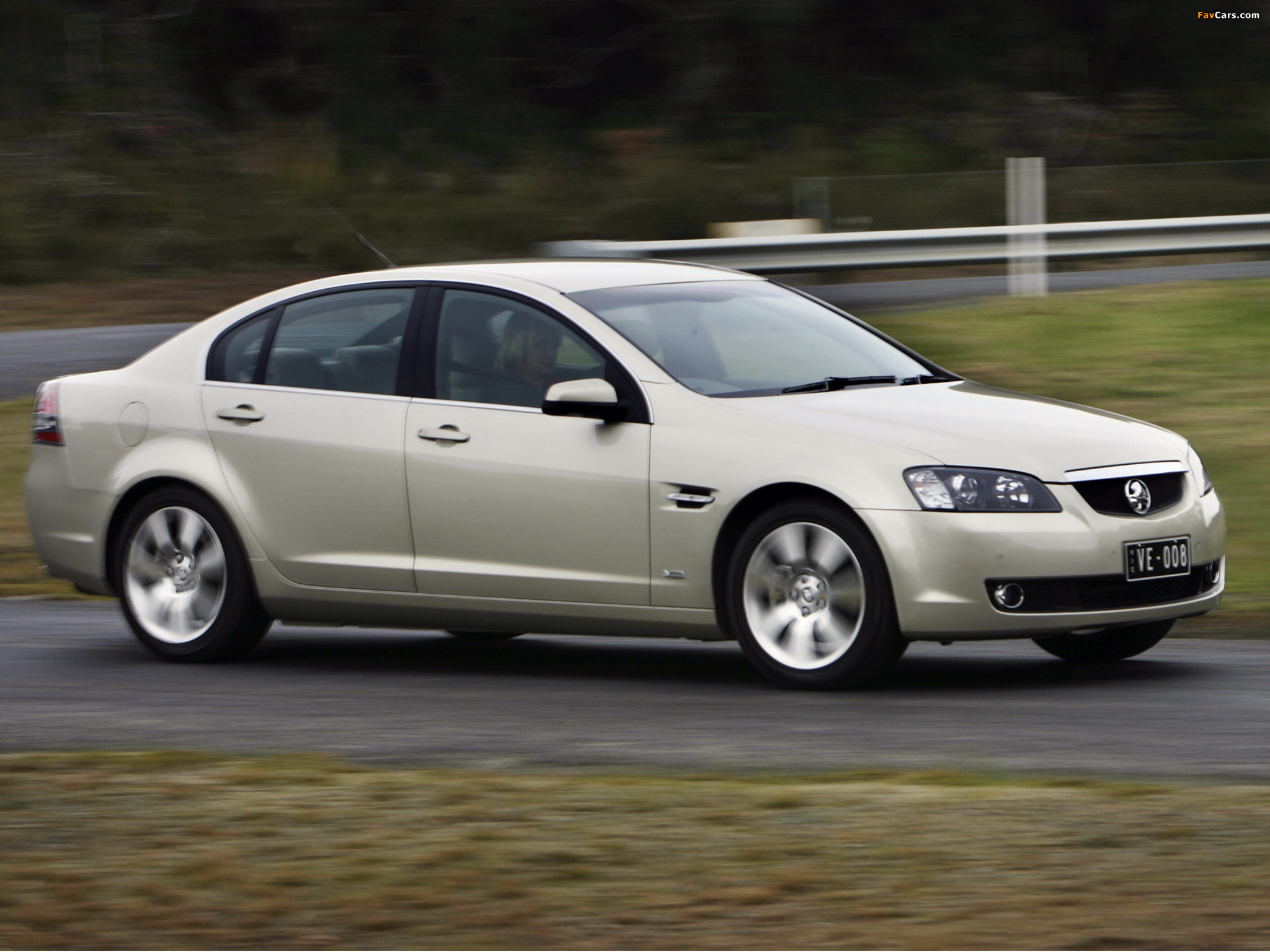 Holden VE Calais V 2006–10 wallpapers (2048 x 1536)